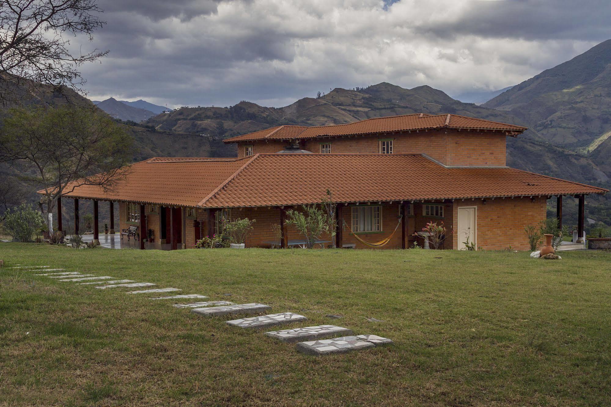 Villa Beatriz Lodge Vilcabamba Bagian luar foto