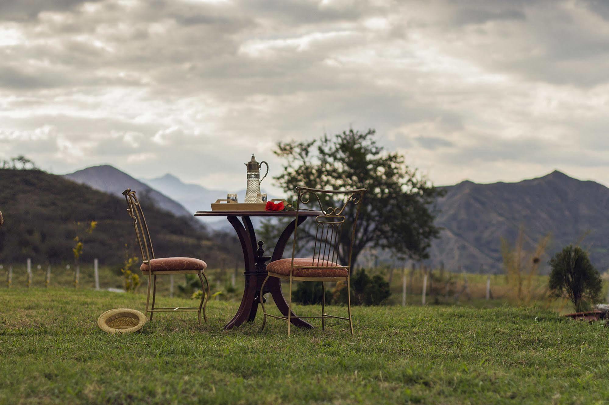 Villa Beatriz Lodge Vilcabamba Bagian luar foto